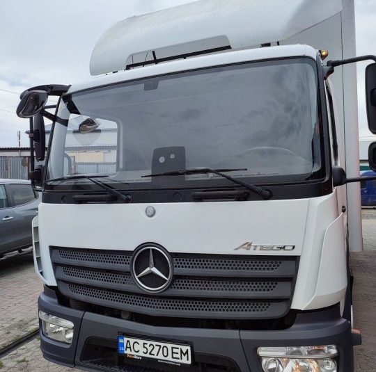 Mercedes-Benz Atego 818