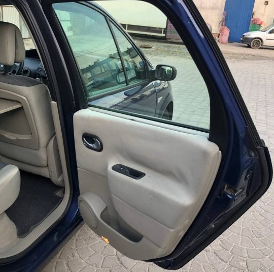 RENAULT SCENIC 2005 \ 1.6B MT