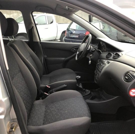 Ford Focus 1.6B \ 2003