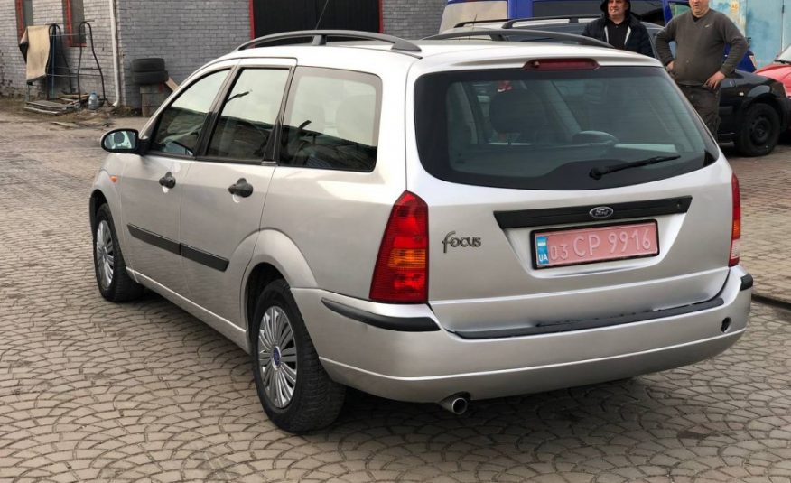 Ford Focus 1.6B \ 2003