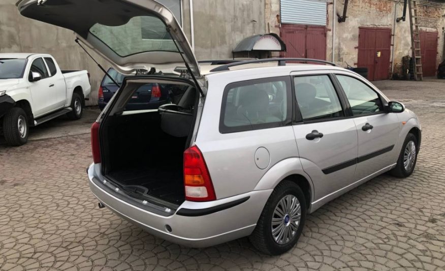 Ford Focus 1.6B \ 2003