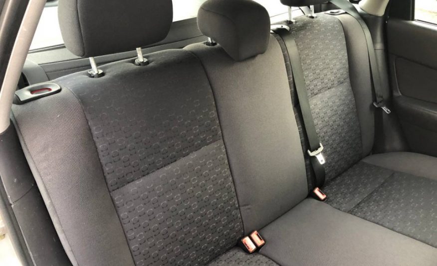 Ford Focus 1.6B \ 2003