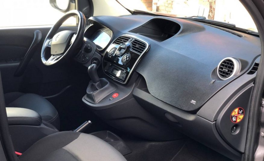 RENAULT KANGOO 2018 \ 1.5MT