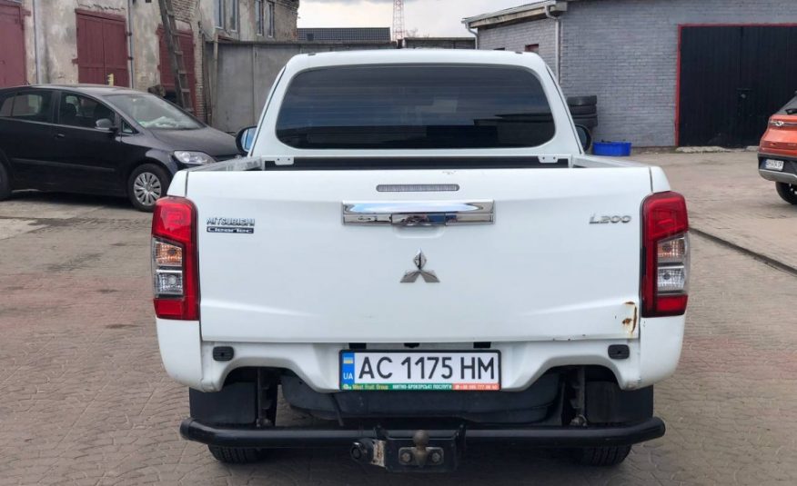 MITSUBISHI L 200 2019 \ 2.3D MT (150к.с.)