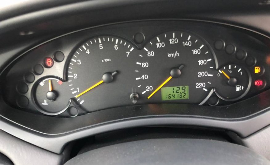 Ford Focus 1.6B \ 2003