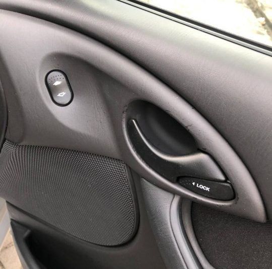 Ford Focus 1.6B \ 2003