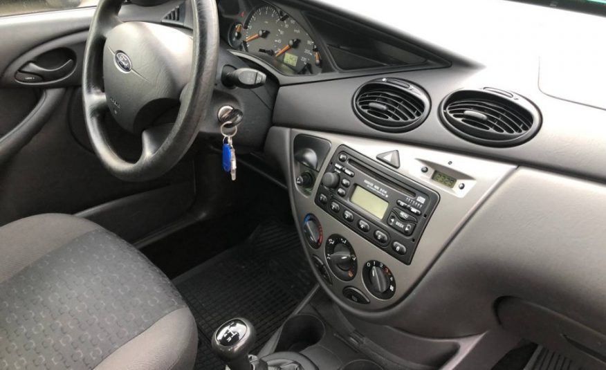 Ford Focus 1.6B \ 2003